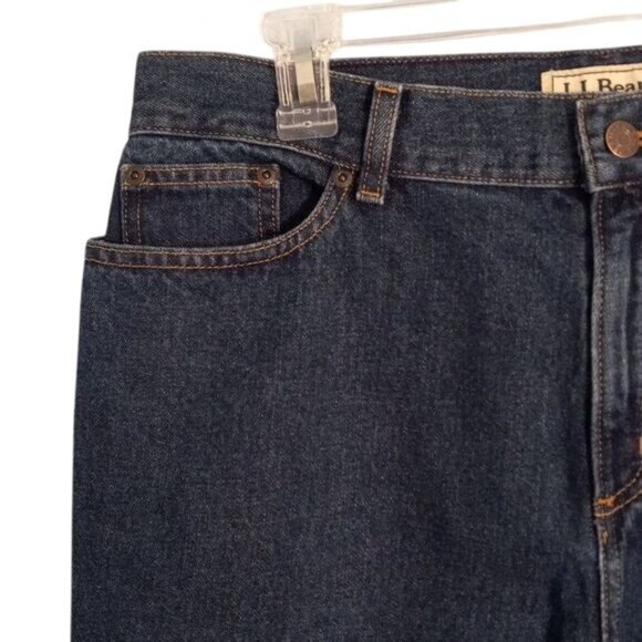 L.L. Bean Size 14P Jeans Womens Classic Curvy Fit 100% Cotton Blue Denim Petite - Picture 3 of 11
